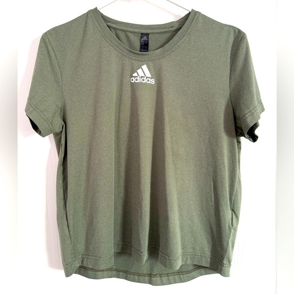 Adidas Olive Green Tee with Logo Size Small - Picture 1 of 3